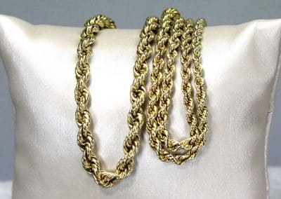 Herrenschmuck mit Charakter – kraftvoll, hochwertig, zeitlos