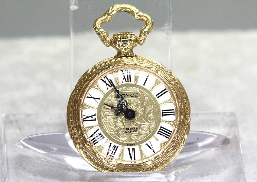 Second Hand Taschenuhr in der Fundgrube Osnabrück